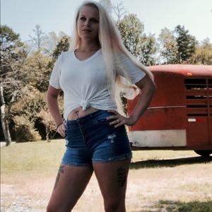 Meet your Posher, Jessica